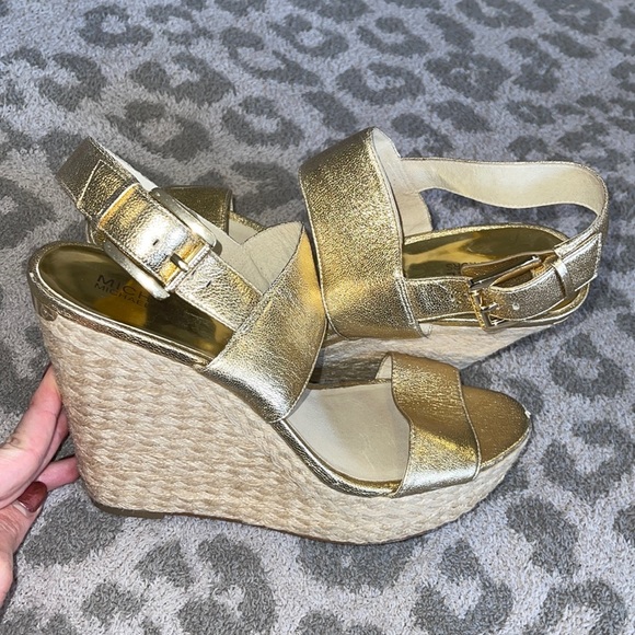 Gold wedges size 11 Clearance